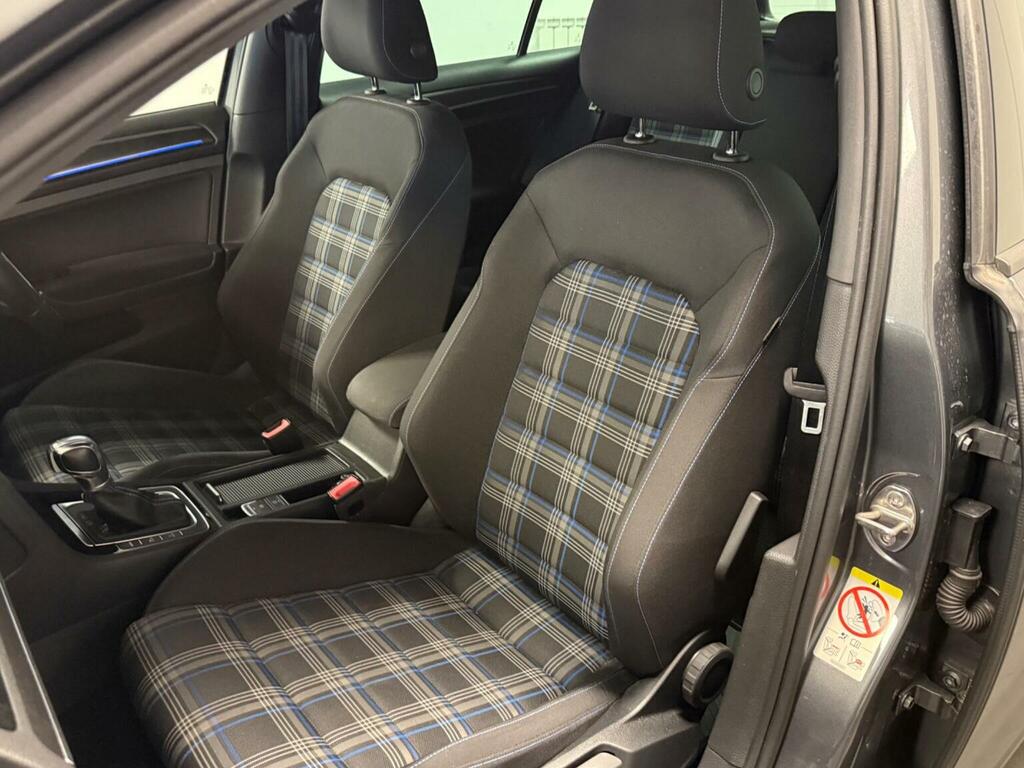 Volkswagen e-Golf E-golf Black #27
