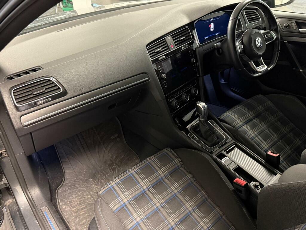 Volkswagen e-Golf E-golf Black #9