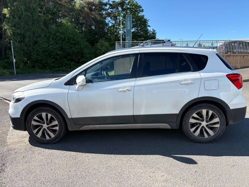 Suzuki SX4 1.4 Boosterjet Sz5 Suv White #5