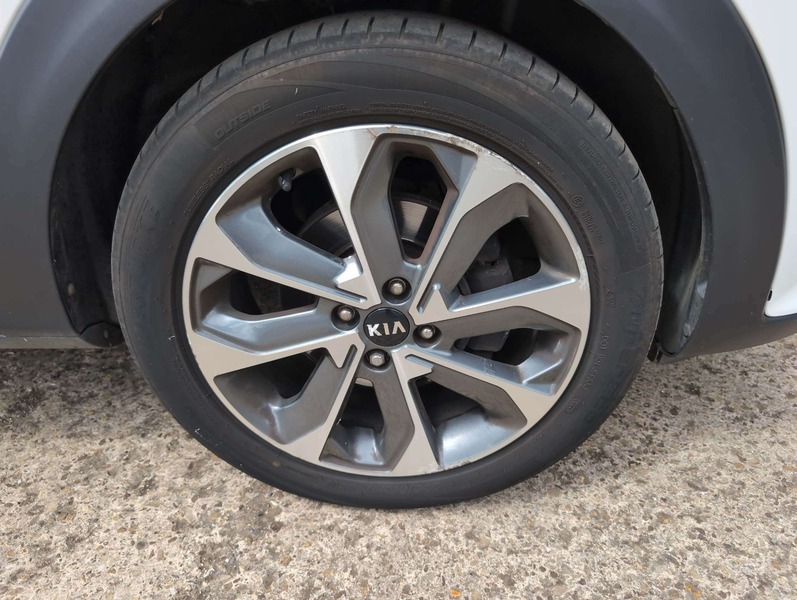 Kia Stonic 1.0 2 Isg 118 Bhp White #12