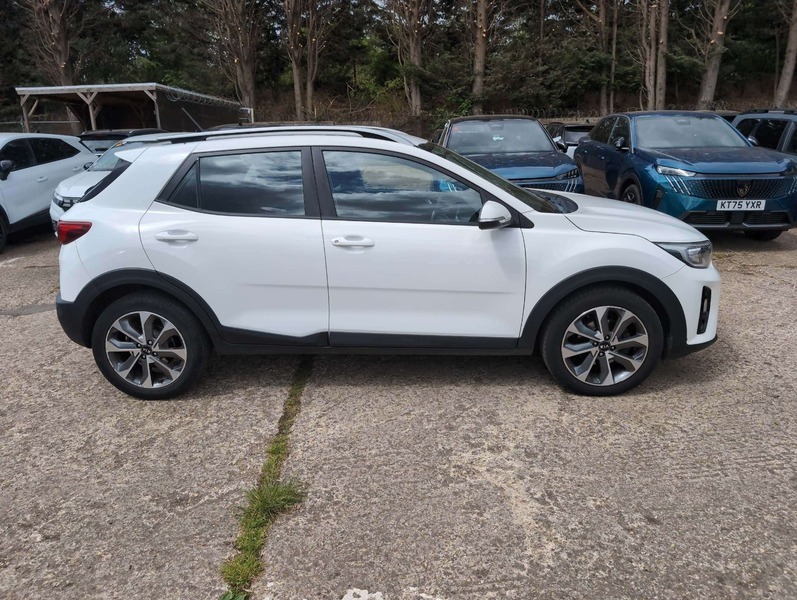 Kia Stonic 1.0 2 Isg 118 Bhp White #8