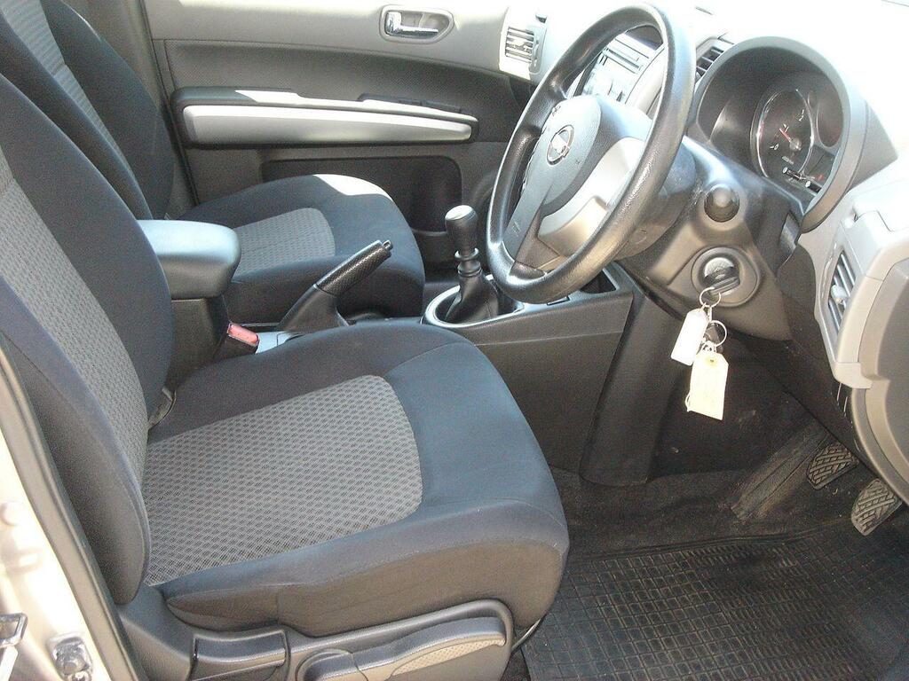 Nissan X-Trail Suv Silver #14