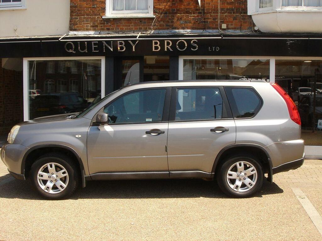 Nissan X-Trail Suv Silver #2