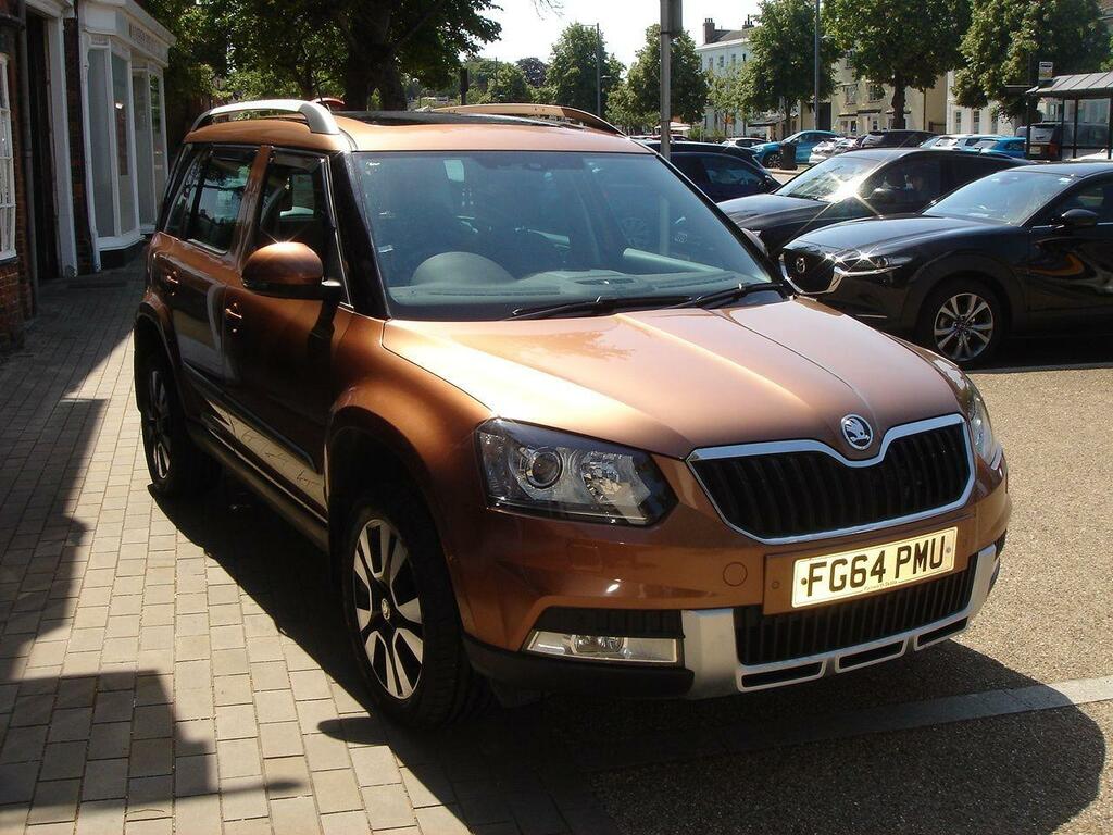 Skoda Yeti Outdoor Laurin Klement Tdi Cr 4X4 Brown #4