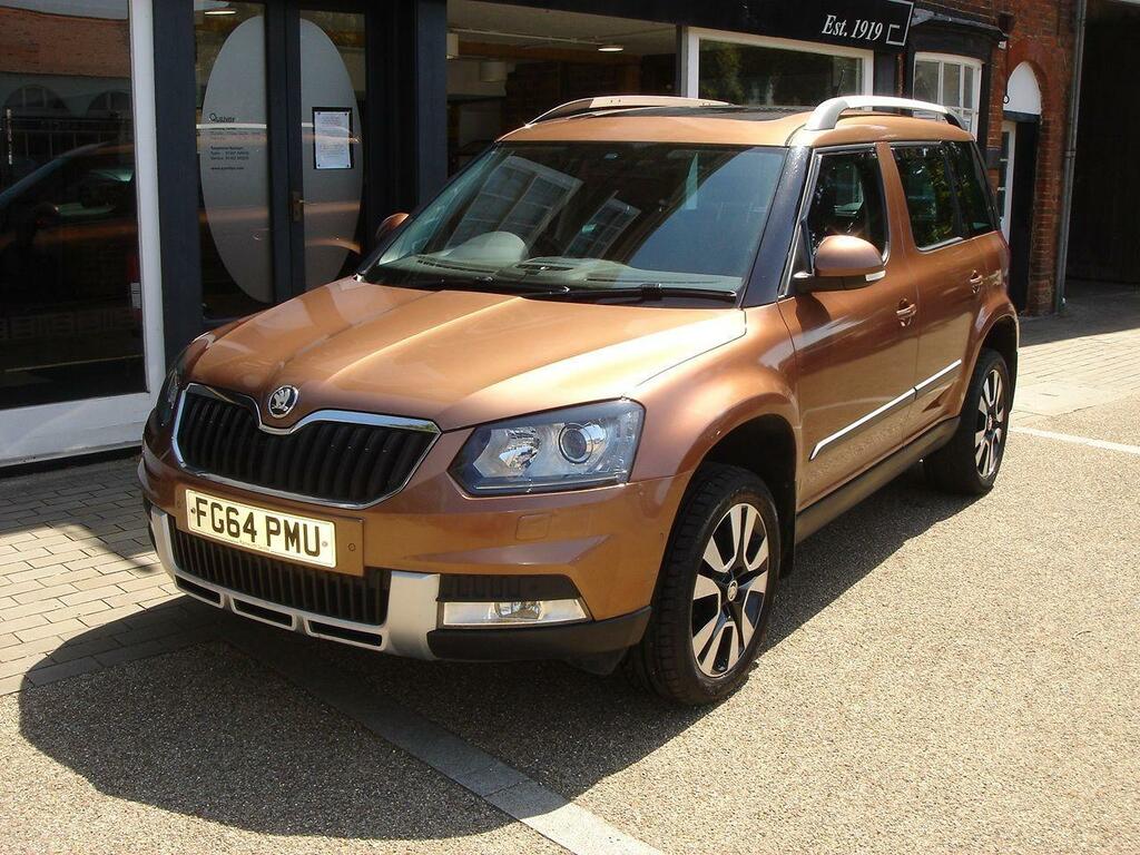 Skoda Yeti Outdoor Laurin Klement Tdi Cr 4X4 Brown #3