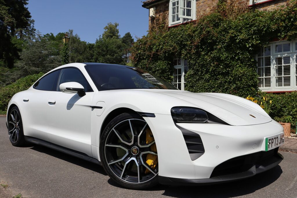 Porsche Taycan 560Kw Turbo S Saloon 5 Seat White
