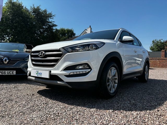 Hyundai Tucson 1.7 Crdi Blue Drive Se Nav Suv E SD17FRK White #5