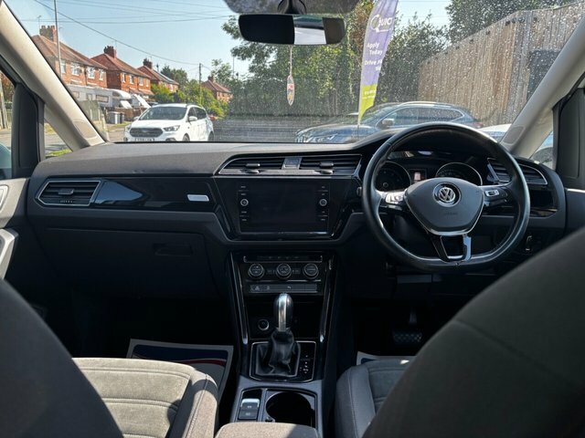 Volkswagen Touran Tdi Bluemotion Tech Se Black #8
