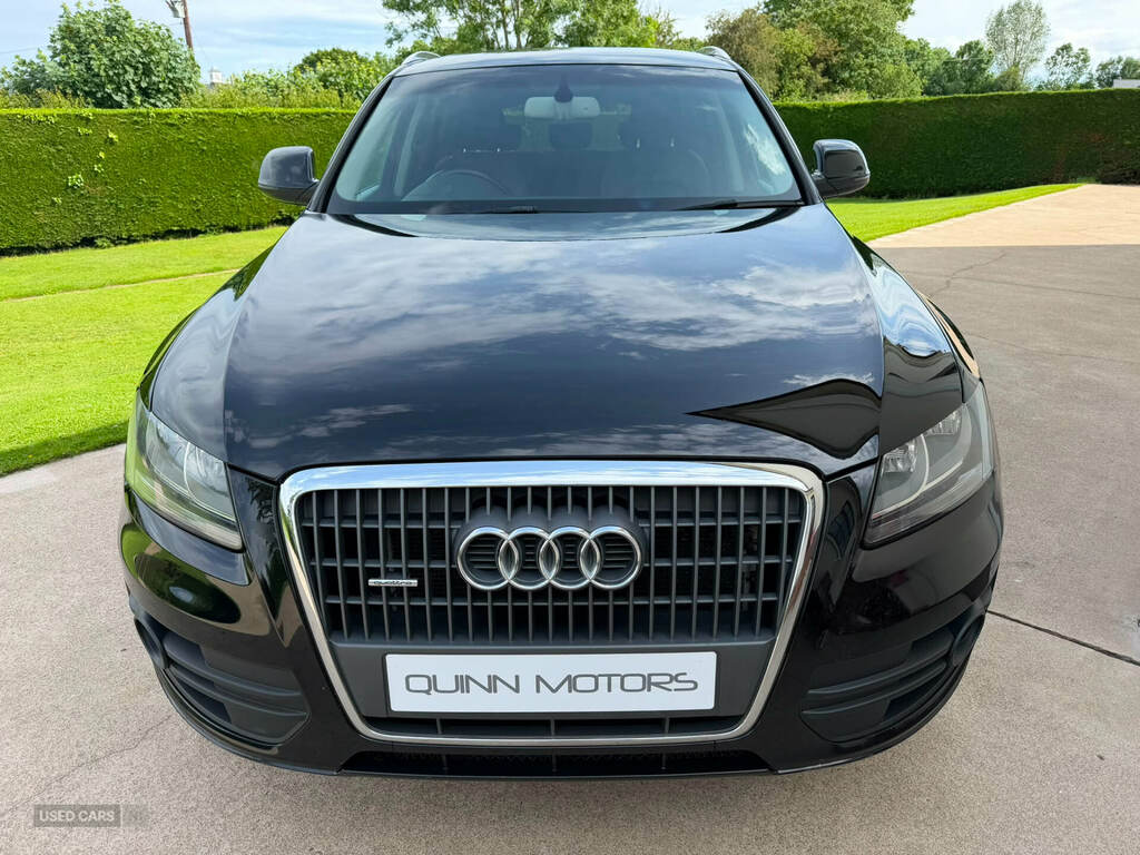 Audi Q5 2.0 Tdi 143 Quattro Se Start Stop SFZ5937 Black #4