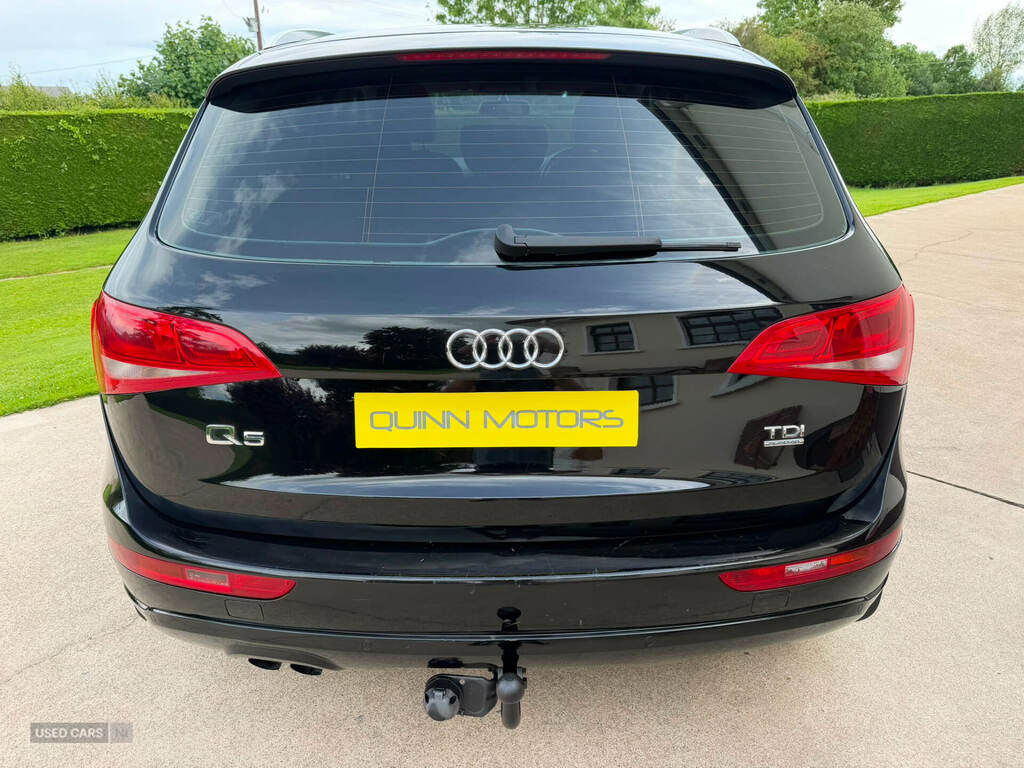 Audi Q5 2.0 Tdi 143 Quattro Se Start Stop SFZ5937 Black #5