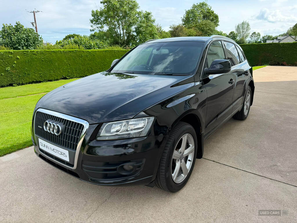 Audi Q5 2.0 Tdi 143 Quattro Se Start Stop SFZ5937 Black #2