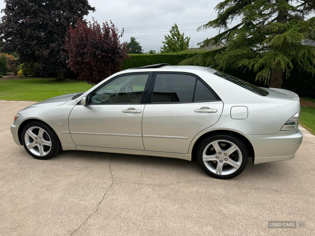 Lexus IS Saloon 2.0 S 200151 Green #11