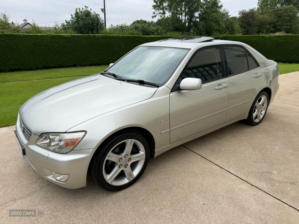 Lexus IS Saloon 2.0 S 200151 Green #9