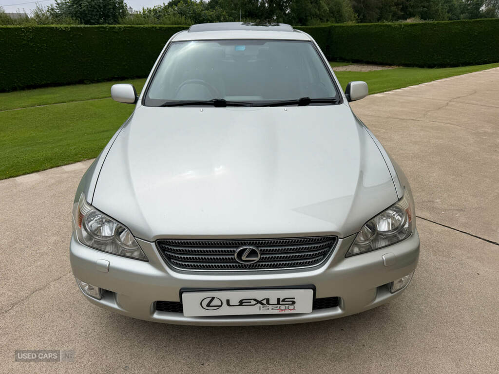 Lexus IS Saloon 2.0 S 200151 Green #5