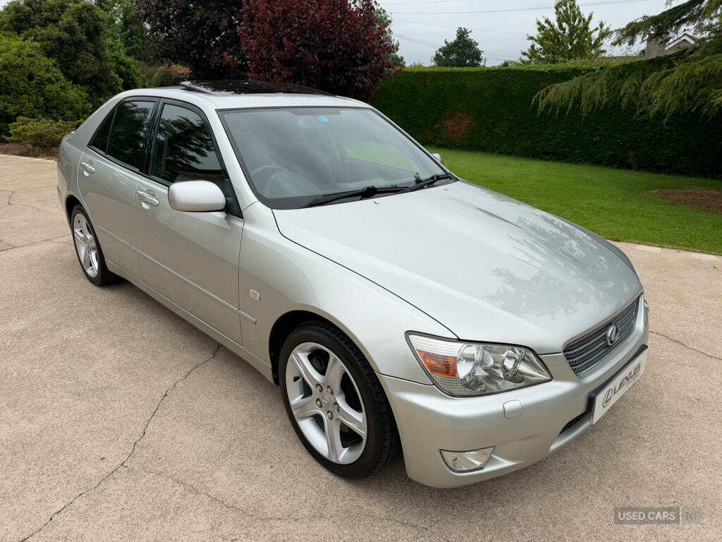 Lexus IS Saloon 2.0 S 200151 Green #3