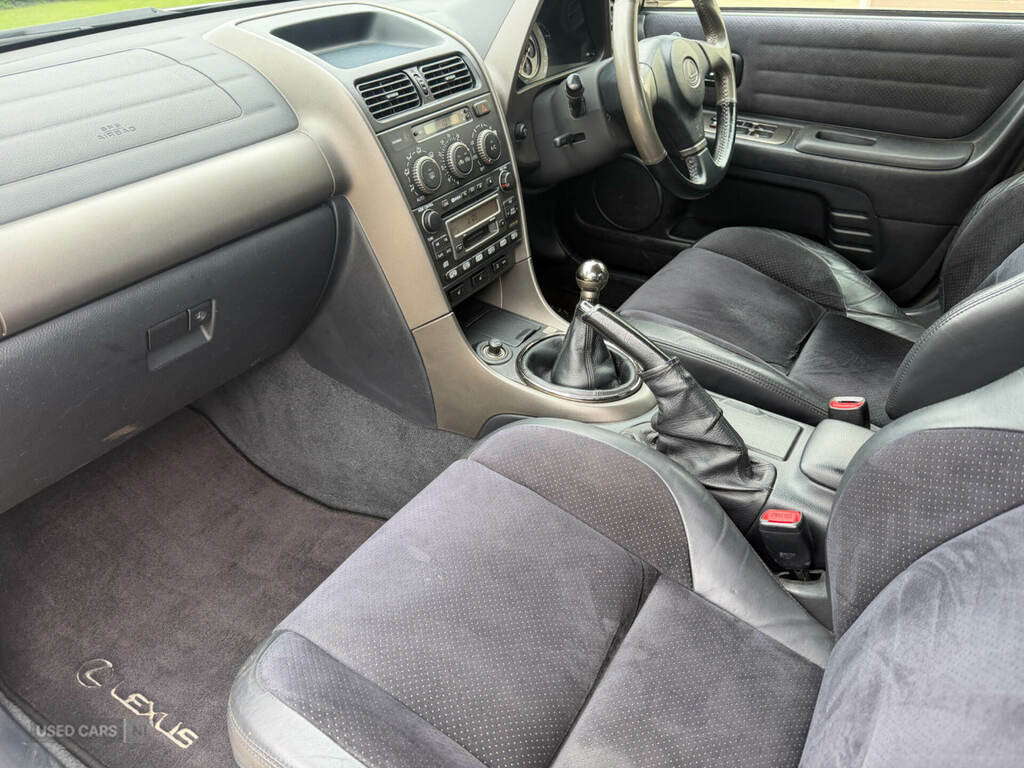 Lexus IS Saloon 2.0 S 200151 Green #22