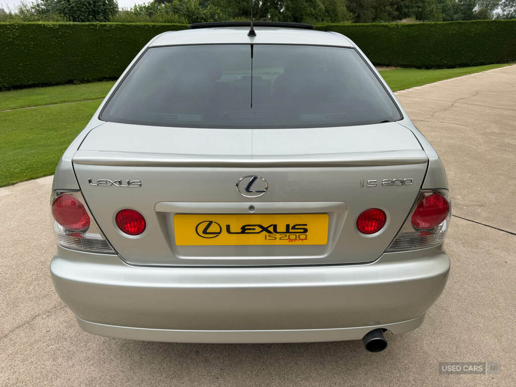 Lexus IS Saloon 2.0 S 200151 Green #7