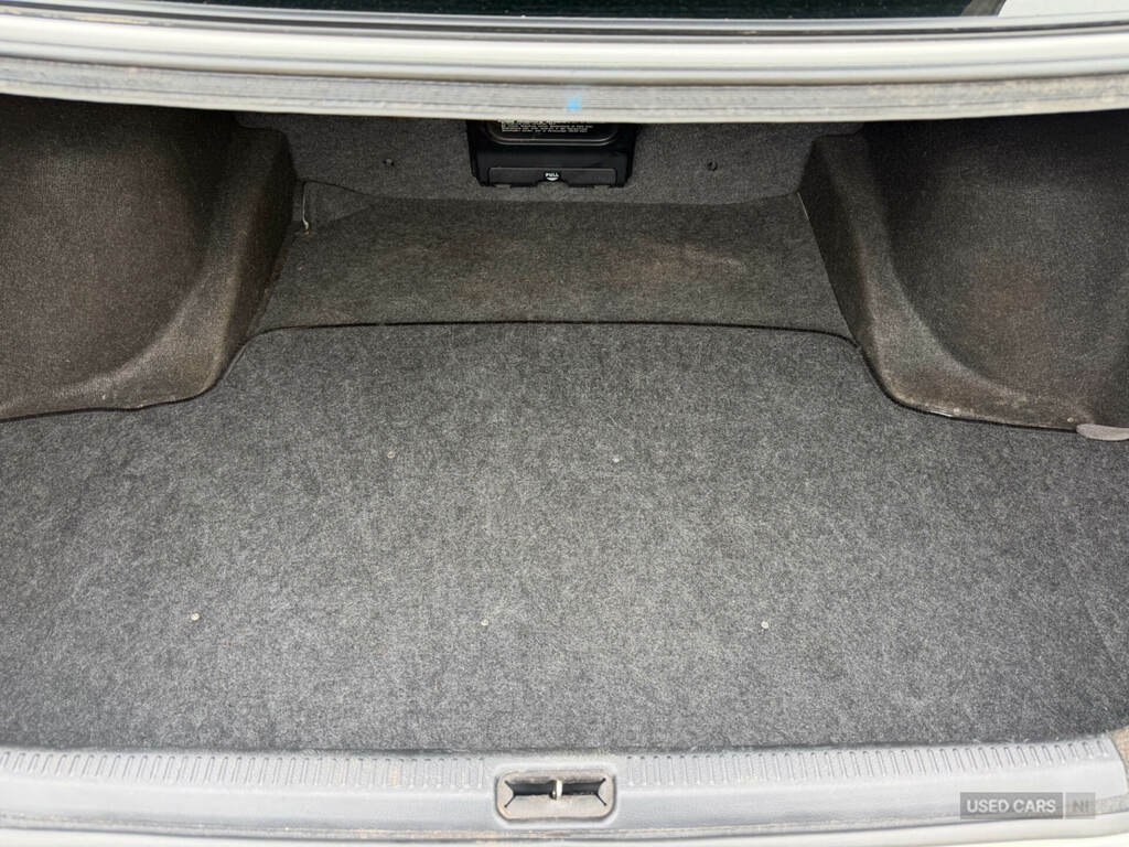Lexus IS Saloon 2.0 S 200151 Green #24
