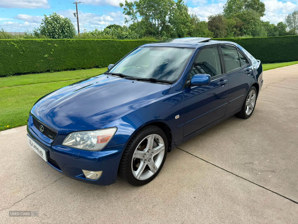Lexus IS Se #6