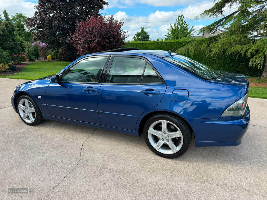 Lexus IS Se #24