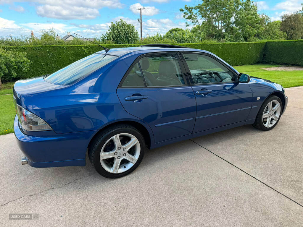 Lexus IS Se #7