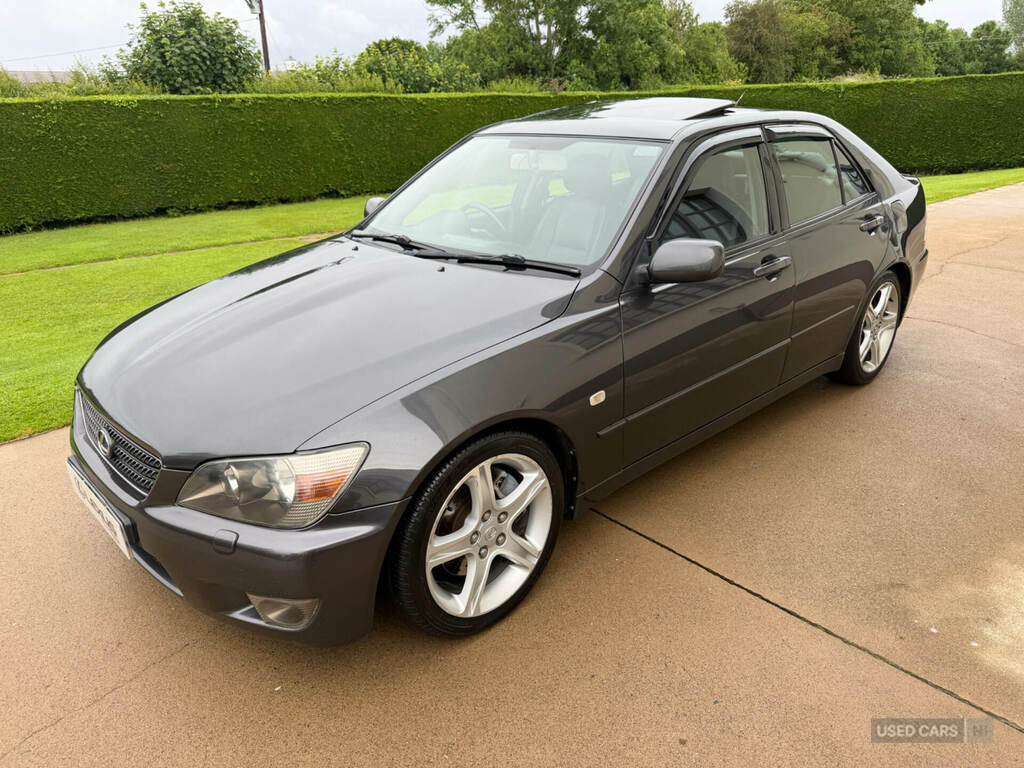 Lexus IS 200 2.0 Se Silver #10