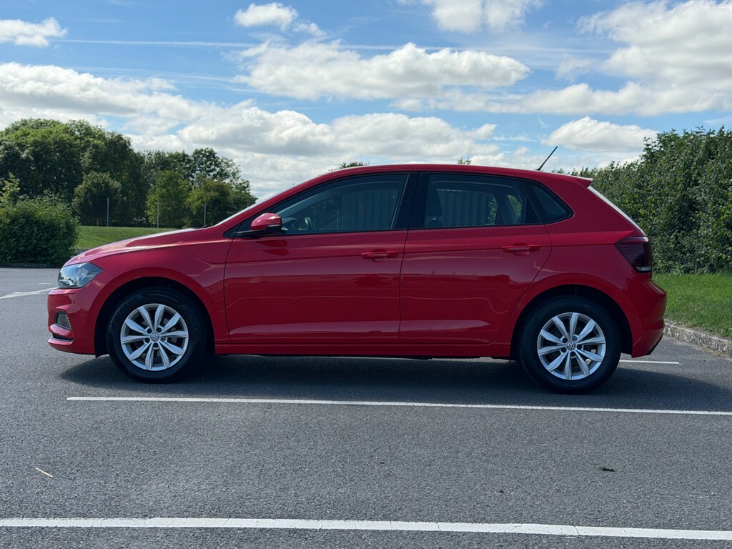 Volkswagen Polo 1.0 L 1.0 Tsi Se Hatchback Euro CK68GJE Red #4