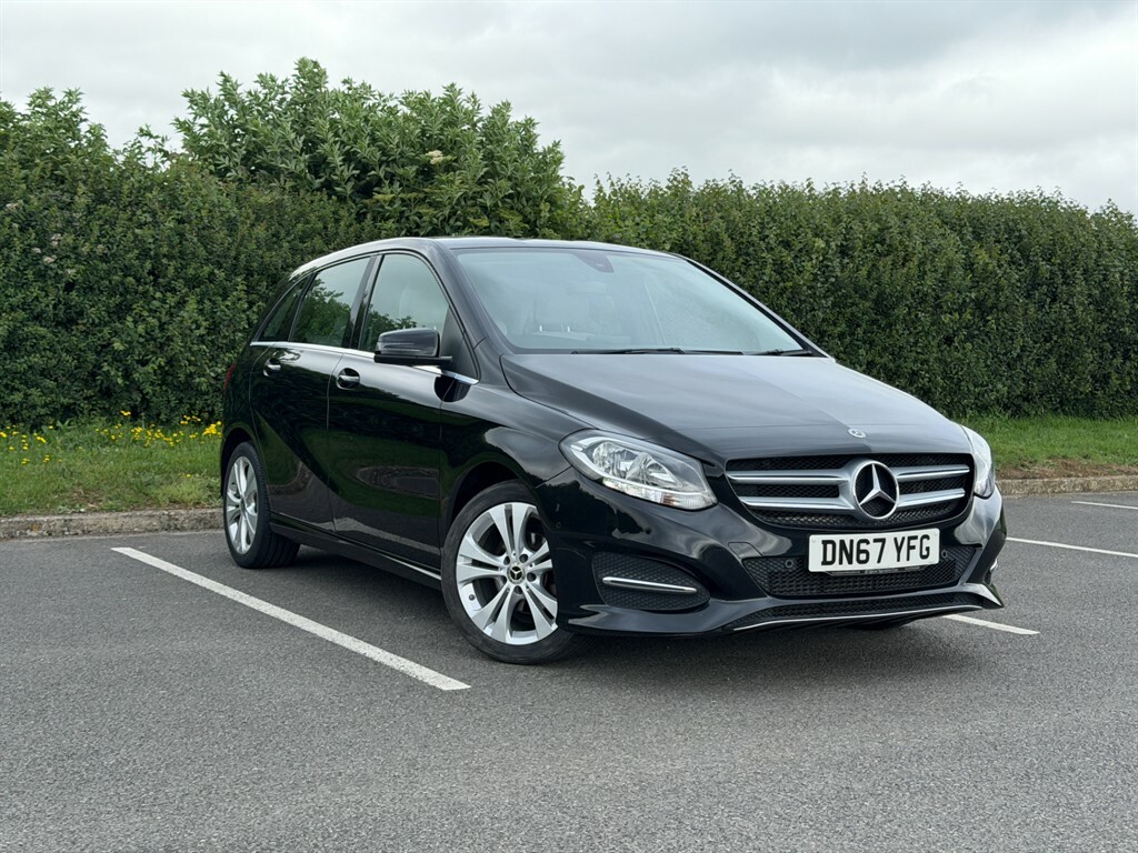 Mercedes-Benz B Class 1.5 L 1.5 B180d Sport Executive Mpv 7 DN67YFG Black