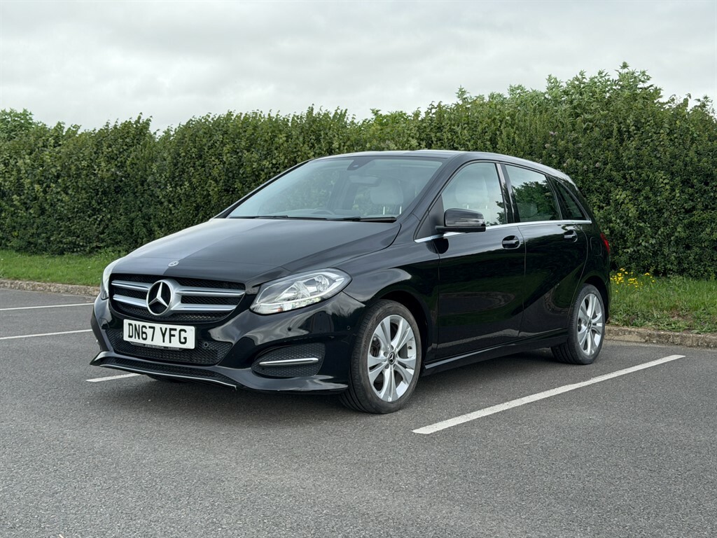 Mercedes-Benz B Class 1.5 L 1.5 B180d Sport Executive Mpv 7 DN67YFG Black #3
