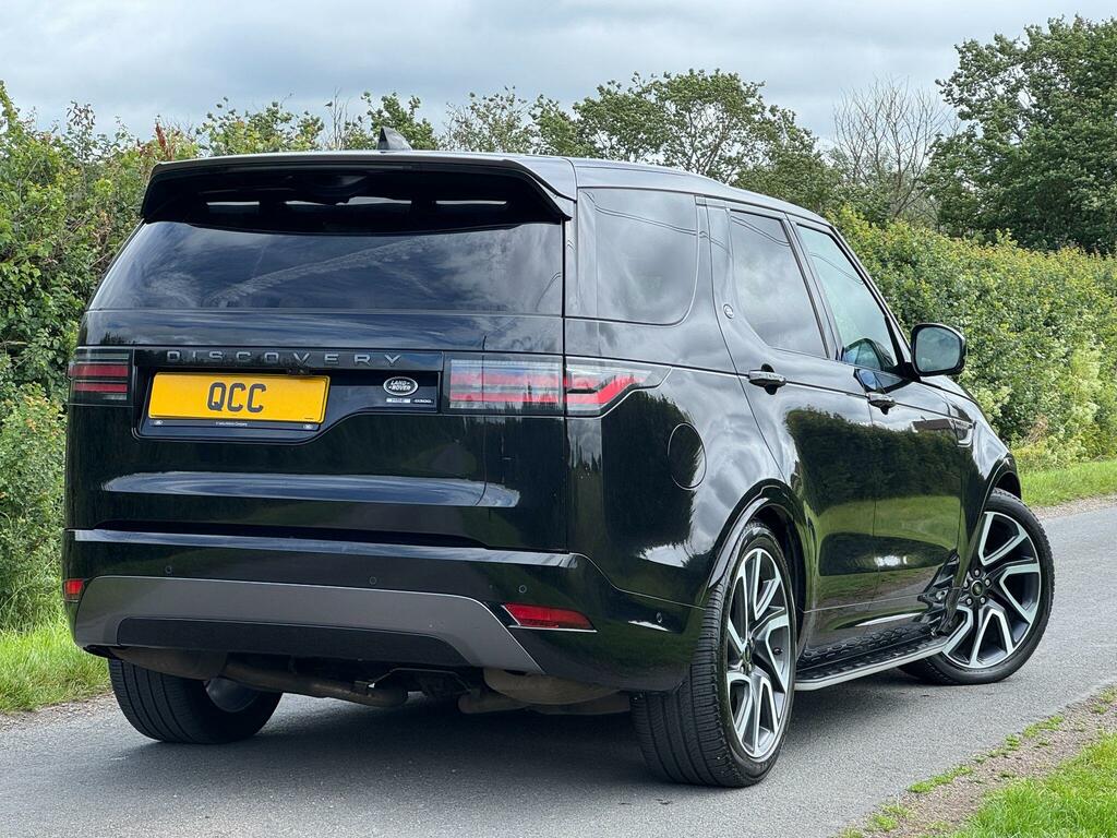 Land Rover Discovery R-dynamic Hse Black #4