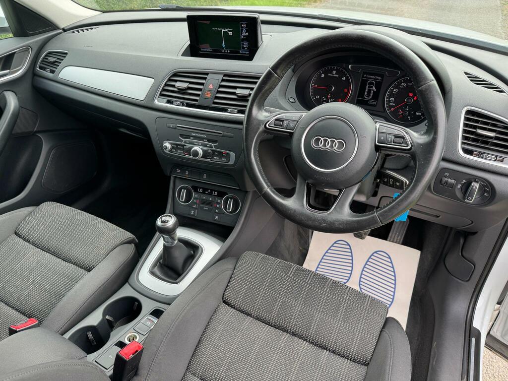 Audi Q3 Sport White #6