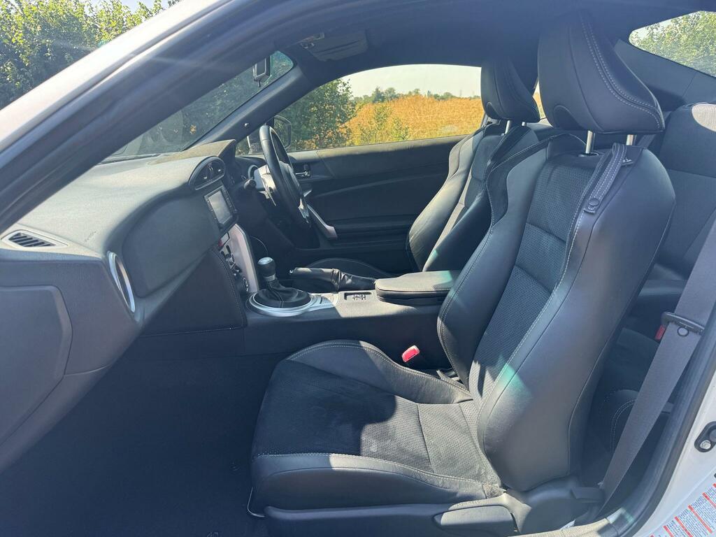 Toyota GT86 2.0 3-Dr Red #14