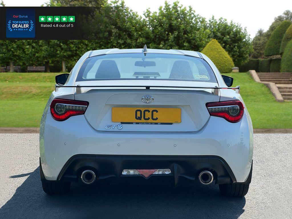 Toyota GT86 Pro White #5
