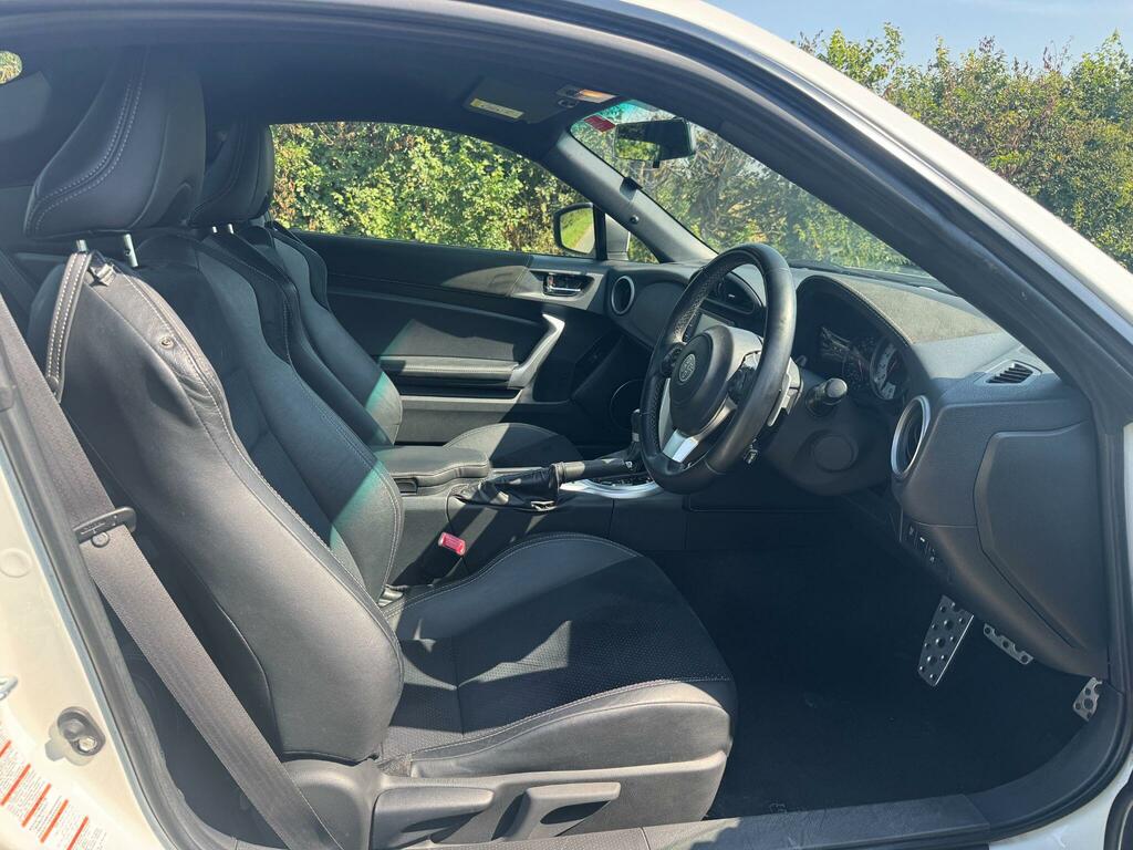 Toyota GT86 2.0 3-Dr Red #7