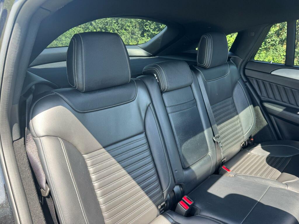 Mercedes-Benz GLE Class Gle 350 D 4Matic Amg Line Premium Plus Grey #16