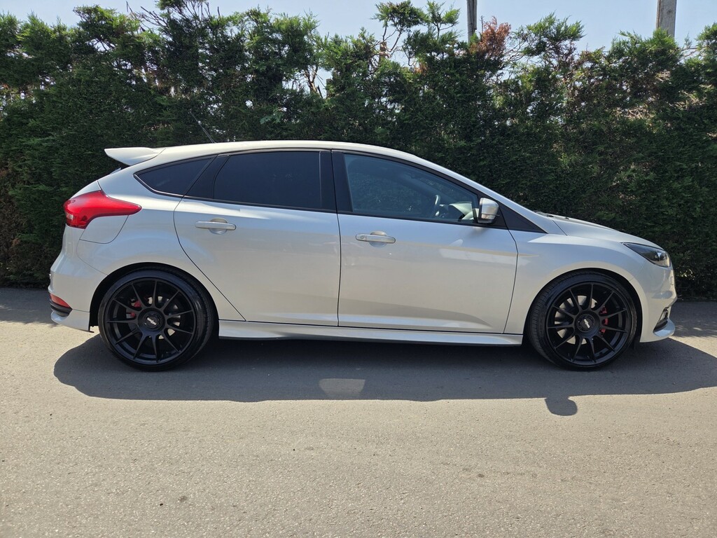 Ford Focus 2.0 T Ecoboost St-3 Silver