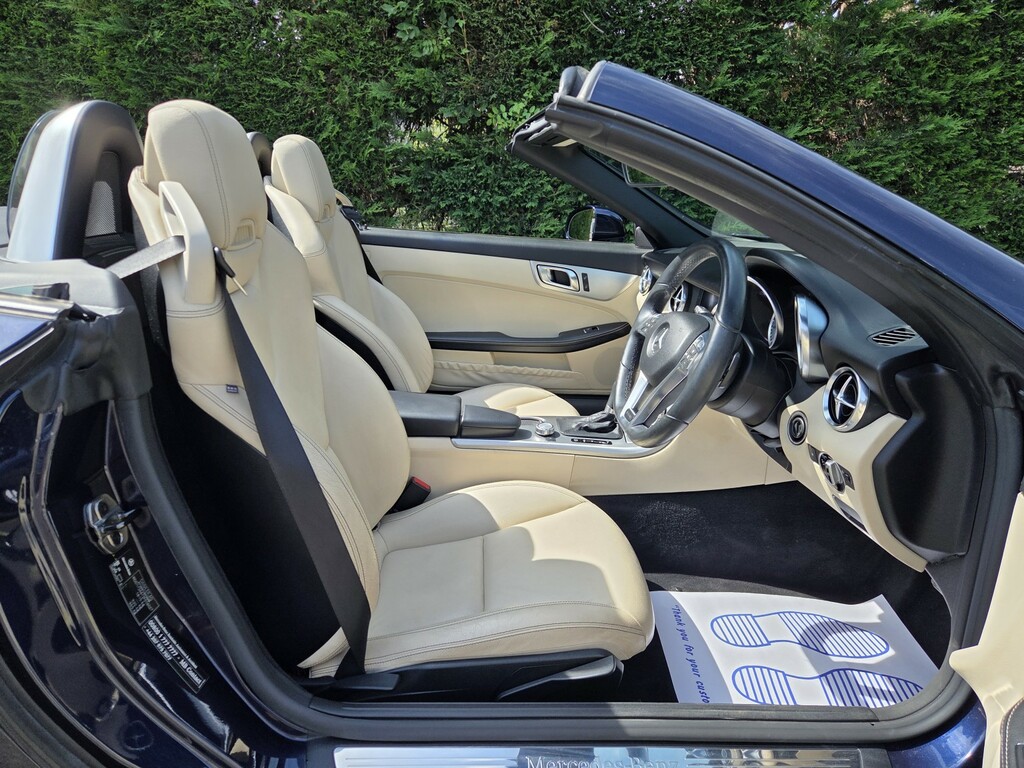 Mercedes-Benz SLK 250 Blueefficiency Edition 125 Tip Red #10