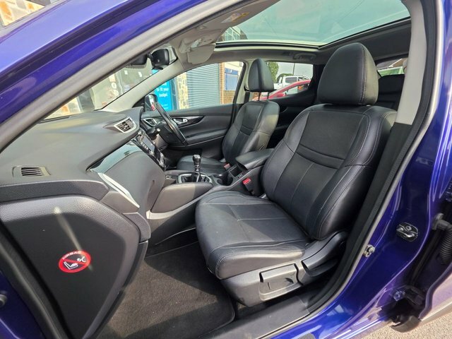Nissan Qashqai 2017 1.5 Dci Tekna Suv 2Wd Euro KM17ZJV Blue #3