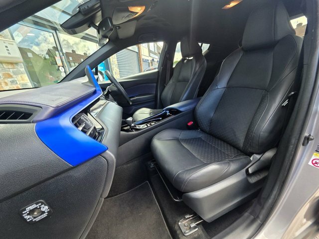 Toyota C-Hr 2018 1.8 Vvt-h Dynamic Suv Hybrid Cvt E OU18PXK Silver #3