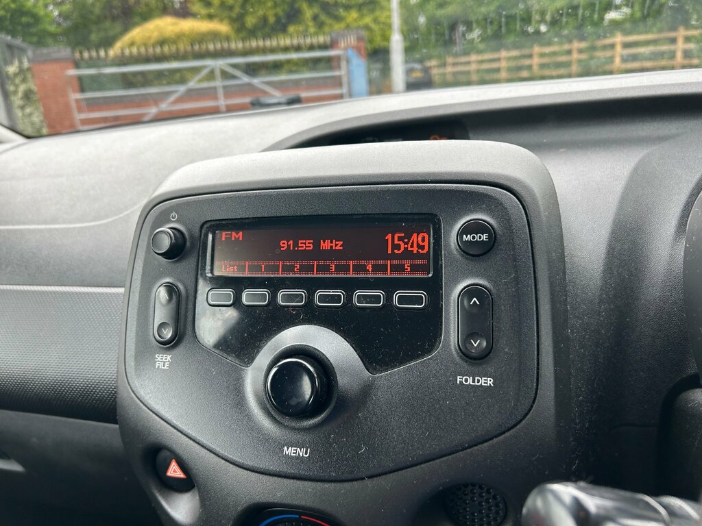 Toyota Aygo 1L X Silver #12