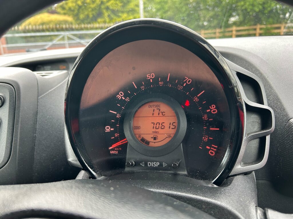Toyota Aygo 1L X Silver #14