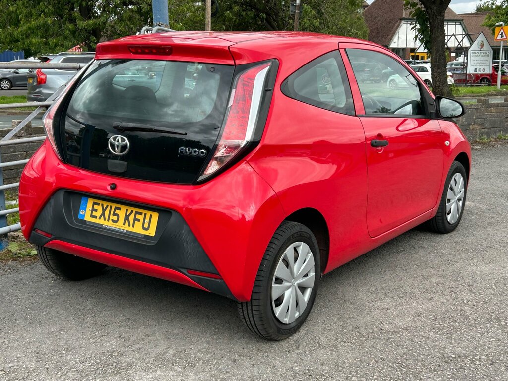 Toyota Aygo 1.0 Vvt-i X Hatchback Euro 5 Eur Red #3