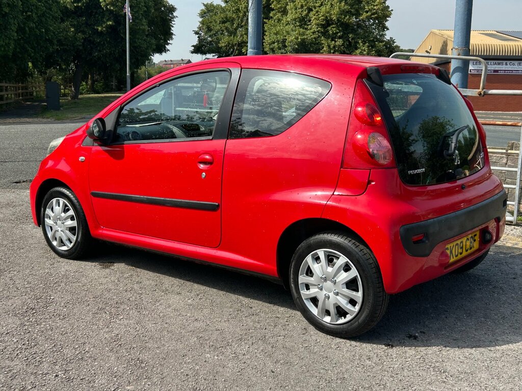 Peugeot 107 1.0 12V Urban Hatchback 2 Tronic Euro 4 Red #3