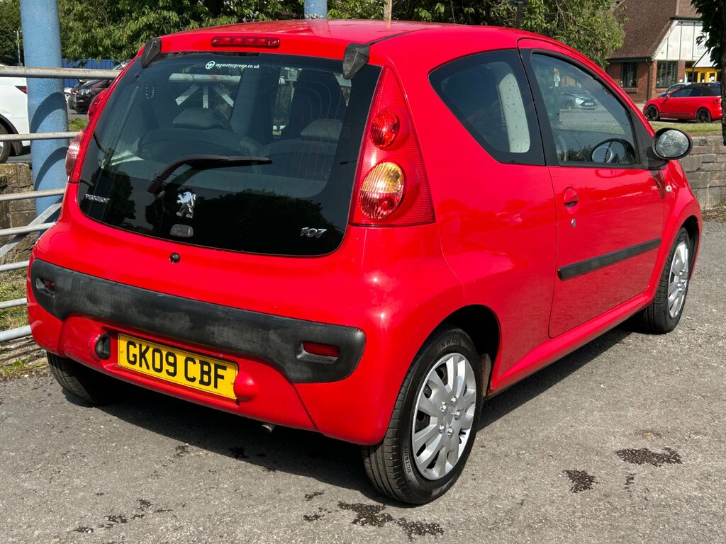 Peugeot 107 1.0 12V Urban Hatchback 2 Tronic Euro 4 Red #2