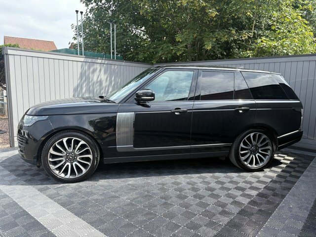 Land Rover Range Rover 2019 3.0 Sd V6 Vogue Se Suv 4Wd Eu FR19BND Black #3