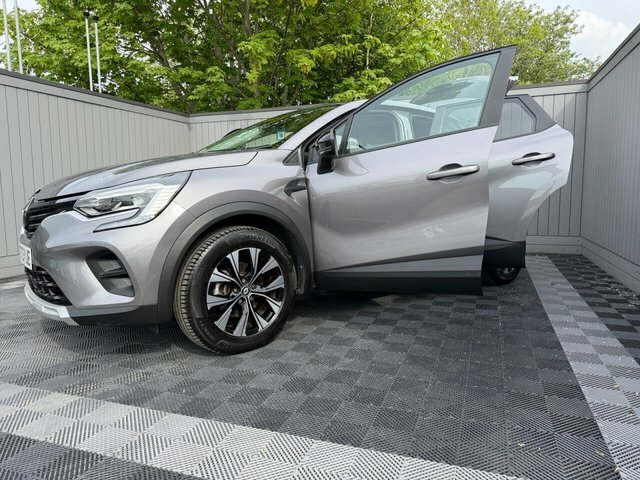 Renault Captur 1.0 Tce 90 Techno 2024 24 Red #9