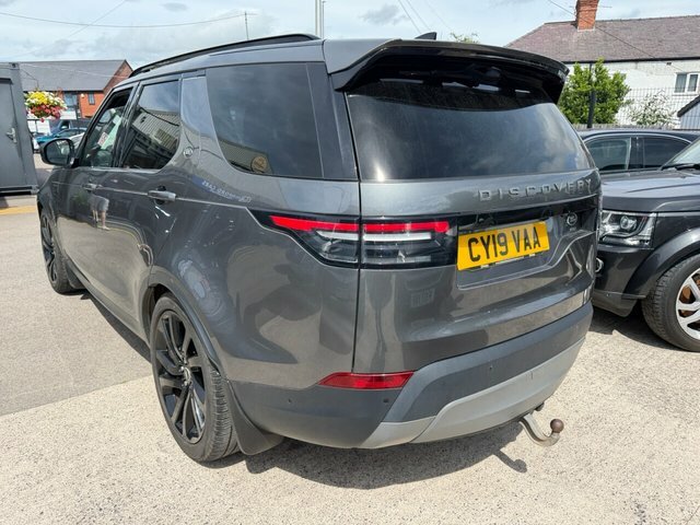 Land Rover Discovery 2019 3.0 Sd V6 Anniversary Edition Suv CY19VAA Grey #2