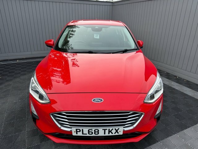 Ford Focus 2018 1.0T Ecoboost Titanium Hatchback M PL68TKX Red #3