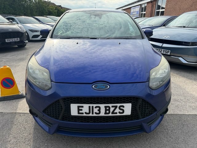 Ford Focus 2013 2.0T Ecoboost St-2 Hatchback Manua Blue #3