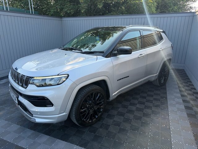 Jeep Compass 2023 1.3 Gse T4 11.4Kwh S Suv Plug-in H Black